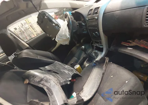 2010 Toyota Corolla S z USA, uszkodzony, nr VIN 2T1BU4EE3AC479157